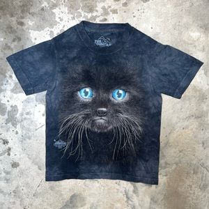 The Mountain Tye Dye Cat Graphic T shirt. Size small Kids Unisex